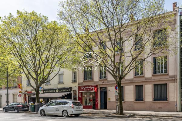 Rare : Appartement bourgeois 6 pièces