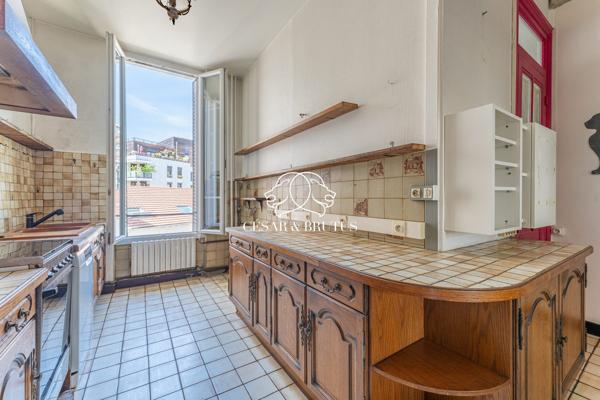 Rare : Appartement bourgeois 6 pièces