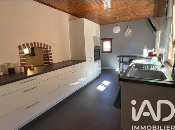 Maison à vendre 6 pièces 263 m² Saint-Hippolyte