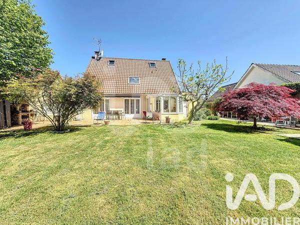 Maison à vendre 8 pièces 167 m² Pontault-Combault