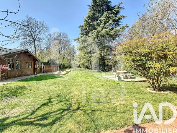 Maison à vendre 8 pièces 167 m² Pontault-Combault