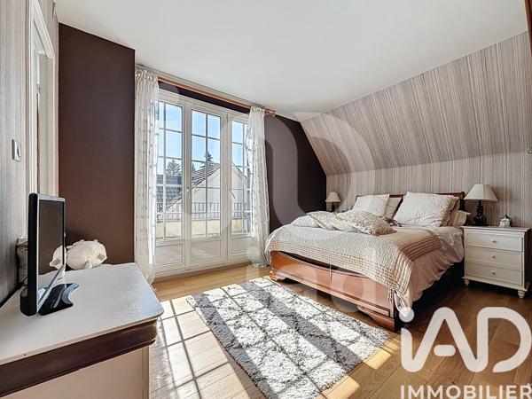 Maison à vendre 8 pièces 167 m² Pontault-Combault