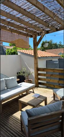 Maison familiale Canal de Rompsay,  
La rochelle 17000