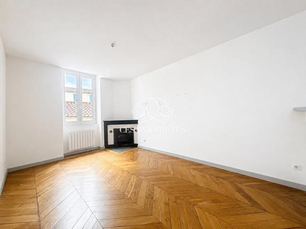 HYPER CENTRE – T2 – 43m² – BON ETAT – AU CALME