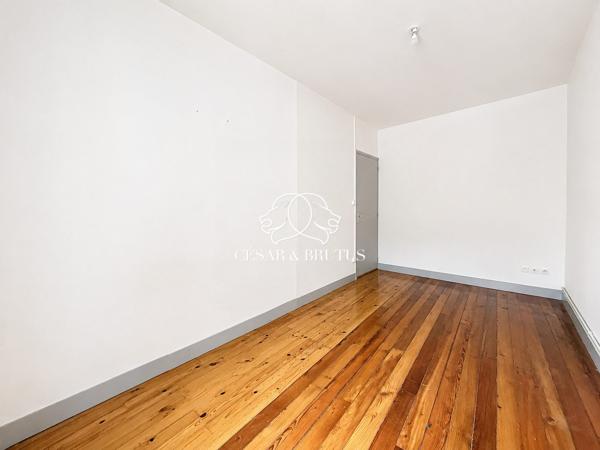 HYPER CENTRE – T2 – 43m² – BON ETAT – AU CALME