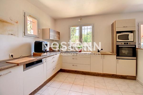 Maison 4 pièce(s) 110 M² sur terrain 1255 m², GRAND GARAGE .