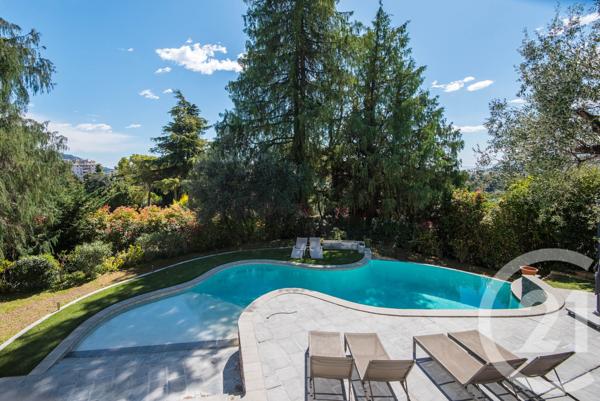 Maison à vendre  10 pièces - 332,87 m2 NICE - 06