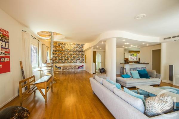 Maison à vendre  10 pièces - 332,87 m2 NICE - 06