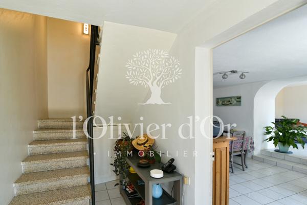 Tulette (26790) Maison de village avec cour et appartement indépendant