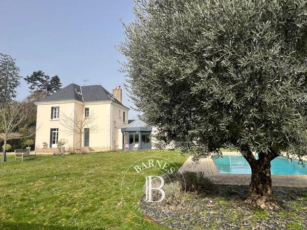 Saint-Cyr-sur-Loire, Maison 4 Chambres  à vendre