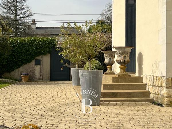 Saint-Cyr-sur-Loire, Maison 4 Chambres  à vendre