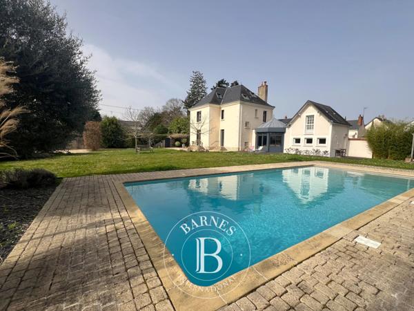 Saint-Cyr-sur-Loire, Maison 4 Chambres  à vendre