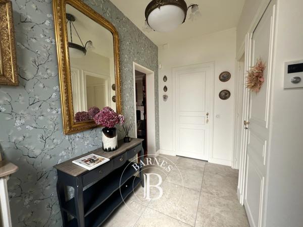 Saint-Cyr-sur-Loire, Maison 4 Chambres  à vendre