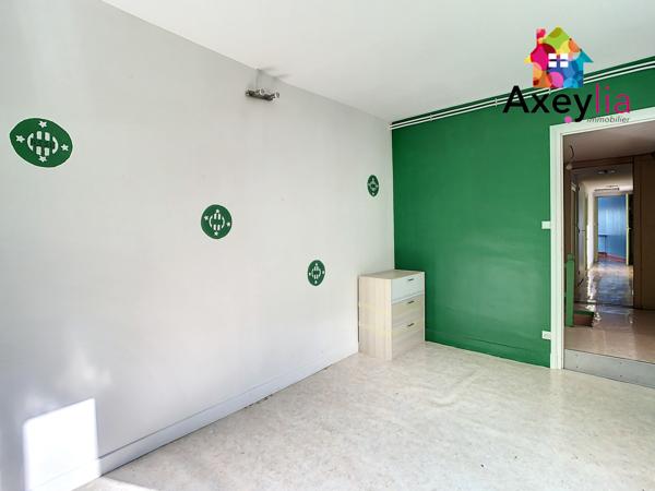 Villemontais (42155) A VENDRE - SECTEUR VILLEMONTAIS - MAISON DE VILLAGE 5 CHAMBRES