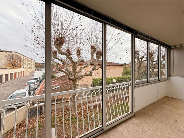 A VENDRE T3 avec extérieur, cave et garage - Secteur Saint-Barnabé 13012 Marseille
