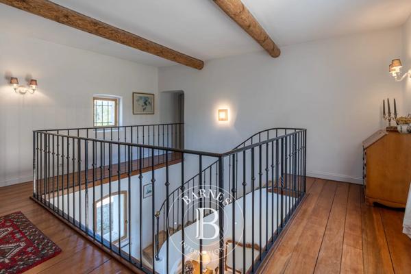 Aix-en-Provence, Maison 5 Chambres -  330 m² à vendre