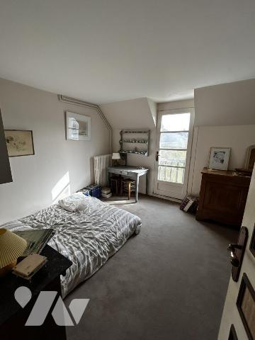 Belle maison familiale de 166 m² avec cheminée, mezzanine et dépendance