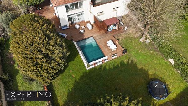 Beaune (21200) Loft unique au centre ville