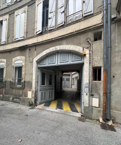 Place de parking couverte Hyper Centre Saint - Aubin , Toulouse