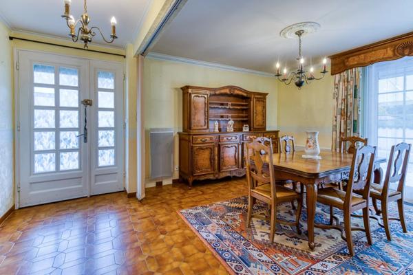 Maison familiale avec piscine, quartier Vennes