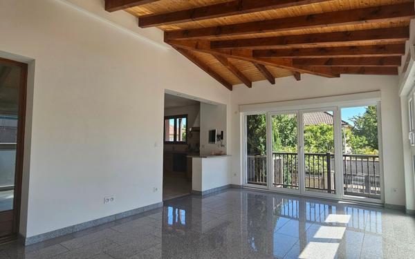 Maison à vendre    6 pièces • 194 m2 Andolsheim