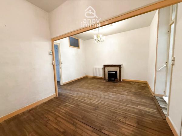 Maison
                                                                                                                                                                                                                                                                                                                        3 pièce(s)                                                                                                                                                                                                          2 chambre(s)                                                                                                                                                                                                          74  m²