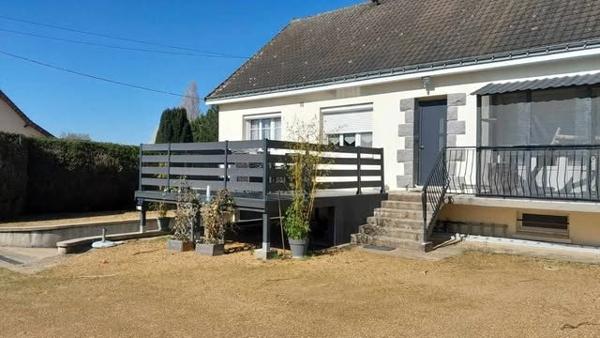 À vendre - Maison individuelle, 6 pièces située à Changé (72560)