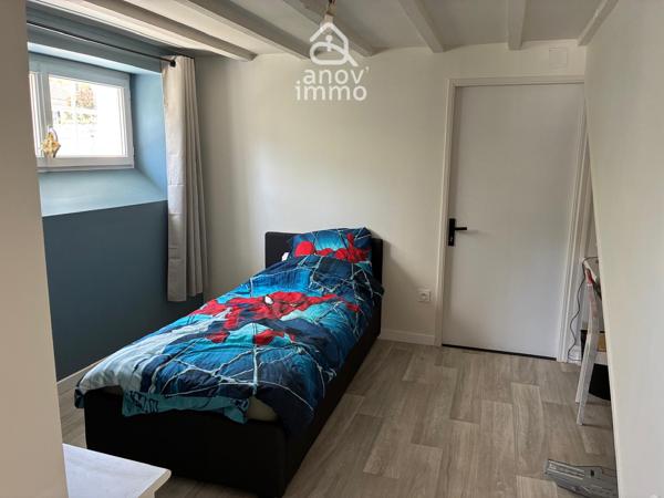 Maison
                                                                                                                                                                                                                                                                                                                        8 pièce(s)                                                                                                                                                                                                          6 chambre(s)                                                                                                                                                                                                          223.54  m²