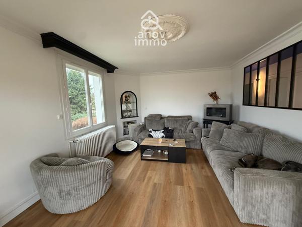 Maison
                                                                                                                                                                                                                                                                                                                        8 pièce(s)                                                                                                                                                                                                          6 chambre(s)                                                                                                                                                                                                          223.54  m²