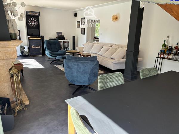 Maison
                                                                                                                                                                                                                                                                                                                        8 pièce(s)                                                                                                                                                                                                          6 chambre(s)                                                                                                                                                                                                          223.54  m²