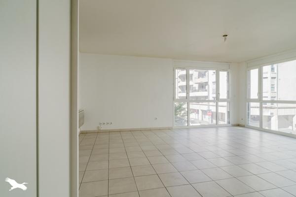 Appartement à vendre |                                       Villeurbanne |                                        3 pièces  |  61 m²