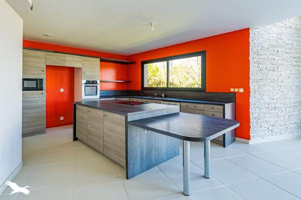 Maison à vendre |                                       Moissac |                                        5 pièces  |  177 m²