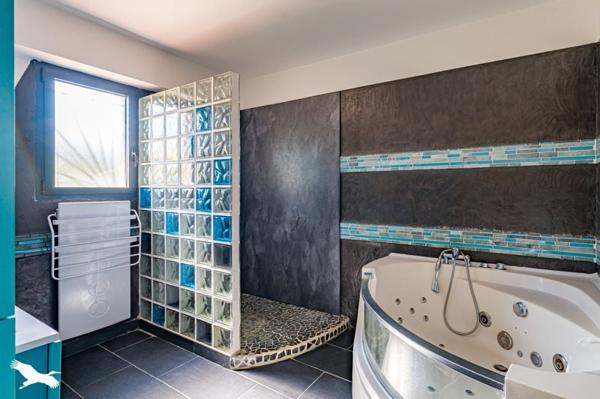 Maison à vendre |                                       Moissac |                                        5 pièces  |  177 m²
