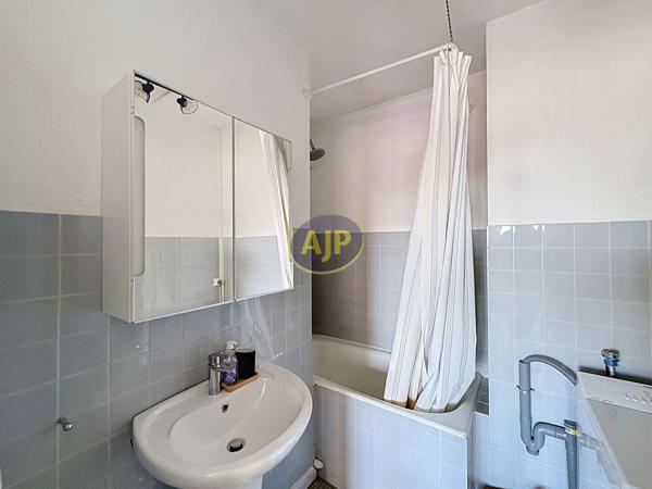 Appartement à vendre Bordeaux - 1 pièces, 28m² avec 0 chambre(s) à 139 000€ - AJP Immobilier Bordeaux Nansouty