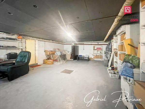 Maison 4 chambres avec magnifique jardin fleuri