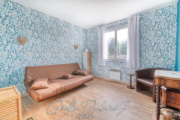 Belle maison sur vaste sous sol/6 chambres***Pré visite 3D disponible sur demande***