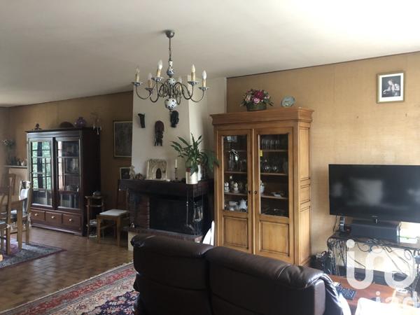 Maison traditionnelle 5 pièces de 96 m² à Quincy-sous-Sénart (91480)