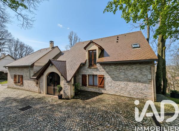 Maison à vendre 6 pièces 215 m² Gif-sur-Yvette