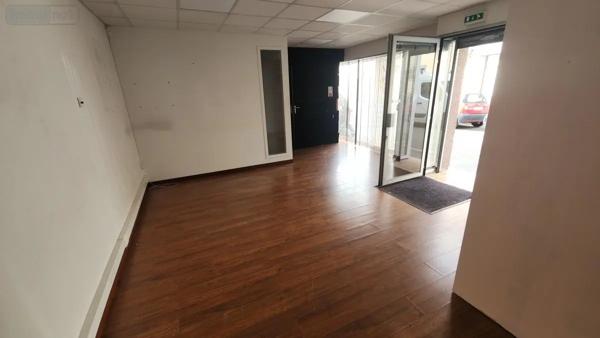 Achat - Fonds et/ou murs commerciaux Laval 53000 113 m 2 469 m 2