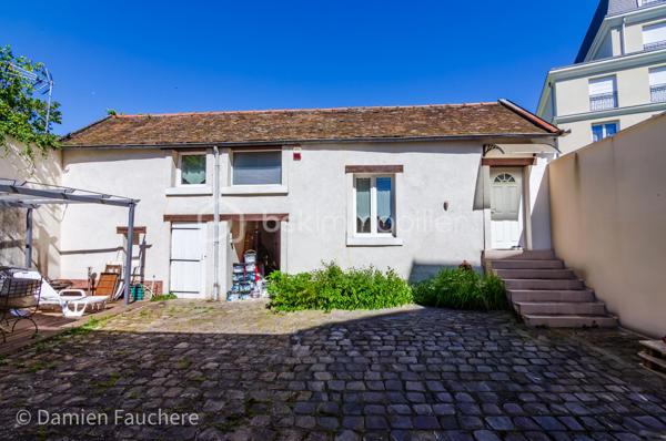 Maison de 245 m²