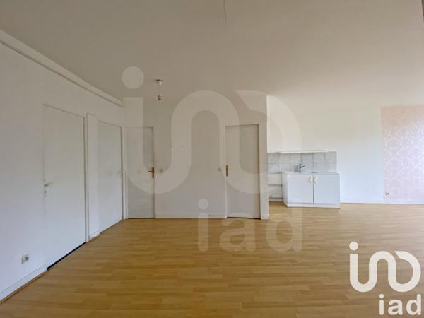 Appartement 3 pièces de 65 m² à Ancy-le-Franc (89160)