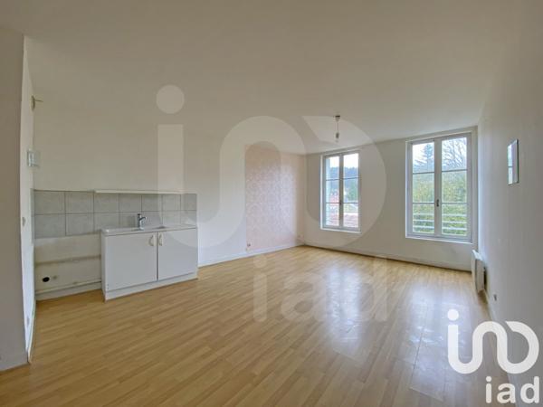 Appartement 3 pièces de 65 m² à Ancy-le-Franc (89160)