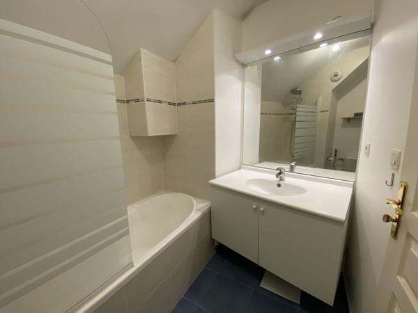 Location Appartement41 m² - 2 Pièces - BRIE COMTE ROBERT (77170)