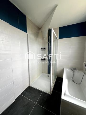 Dans le centre de DANGE SAINT ROMAIN