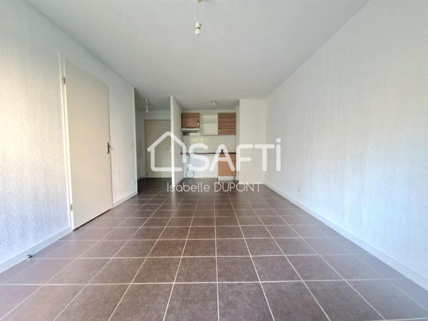 LE HAILLAN JOLI T2 JARDIN PARKING SOUS EN SOL