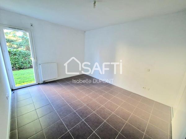 LE HAILLAN JOLI T2 JARDIN PARKING SOUS EN SOL