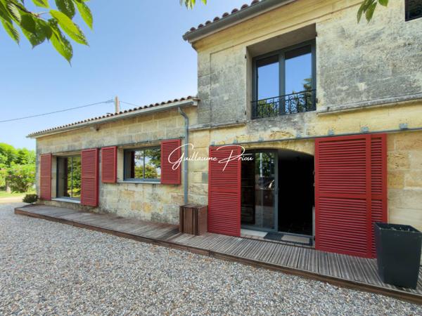 Maison à vendre 8 pièces de 242 m²