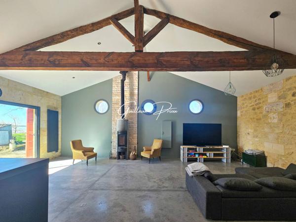 Maison à vendre 8 pièces de 242 m²