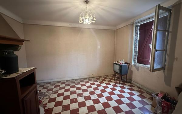 Maison à vendre    4 pièces •  Dax