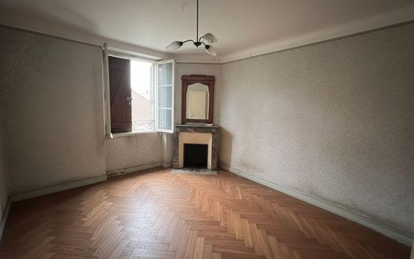 Maison à vendre    4 pièces •  Dax